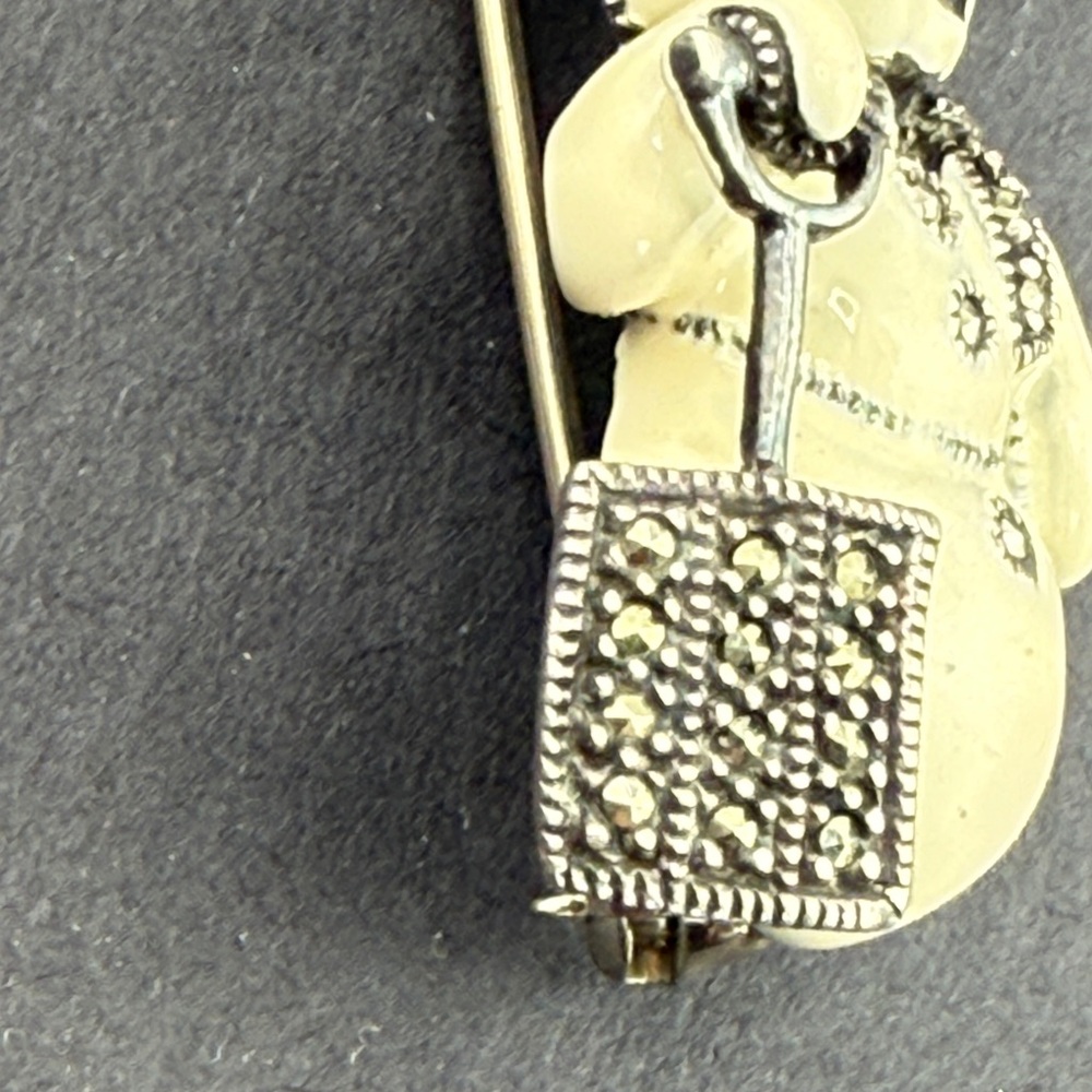 JUDITH JACK Sterling Vintage Marcasite Enamel Snowman Christmas Pin Brooch J0043 - Picture 5 of 7